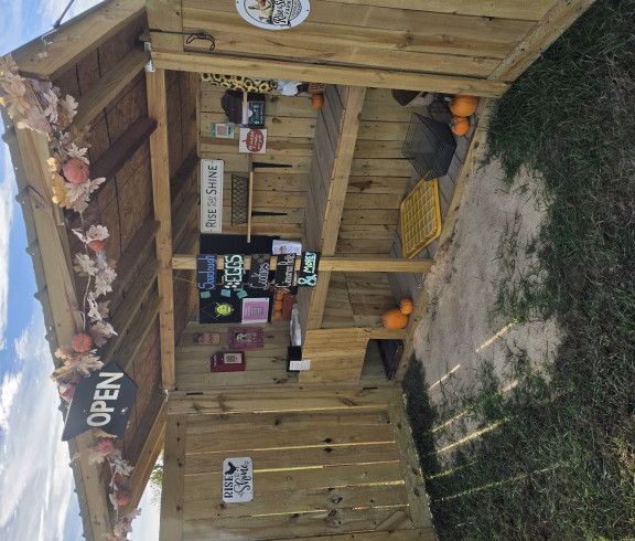FARMSTAND