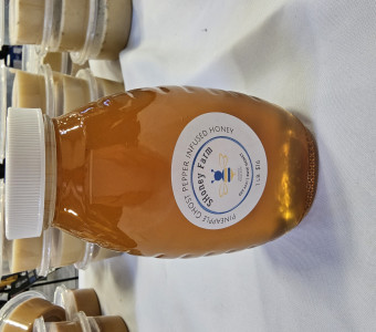 SHoney Farm offers a variety of different flavors of infused hot honey.