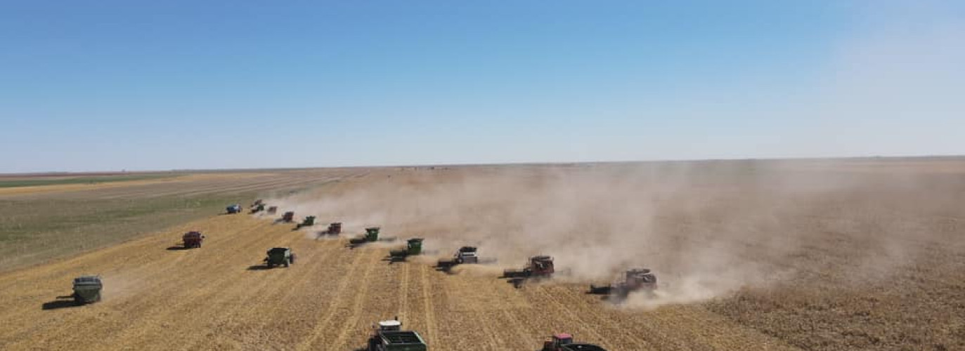 Kansas farmers and ranchers help each other